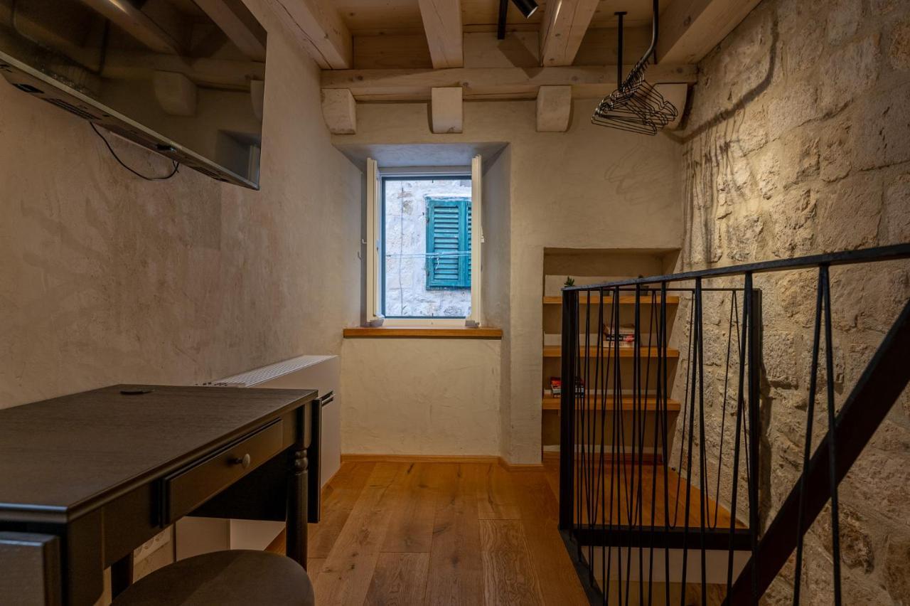 Superior 1 Bedroom Apartment Gabriela Next To Buza Beach ドゥブロブニク エクステリア 写真